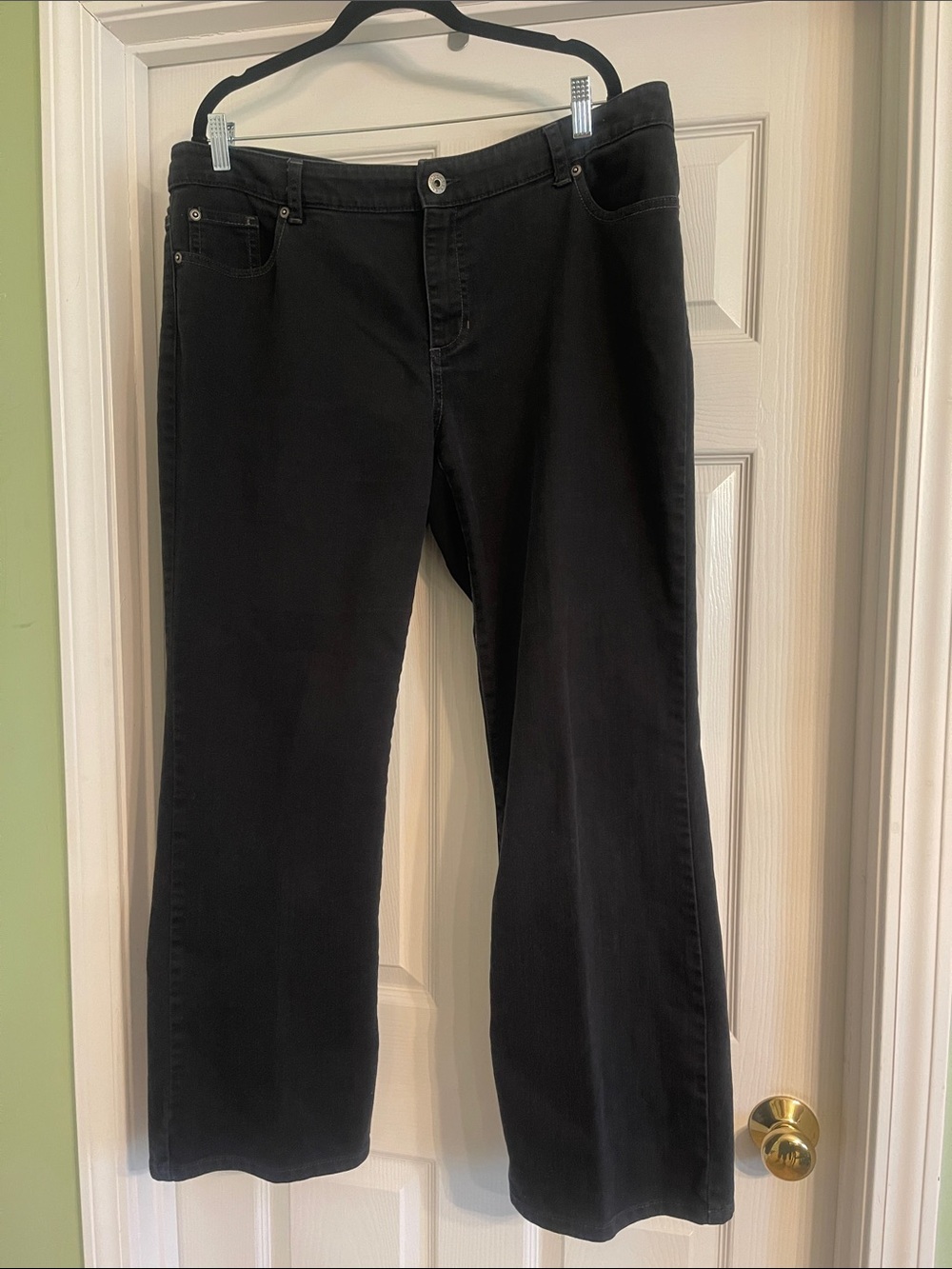 Chico’s Platinum Ultimate Fit Black Boot Leg Jeans- Sz 16